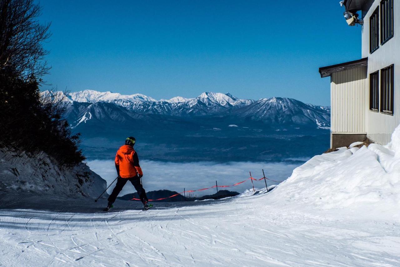 Shiga Kogen Olympic Hotel Yamanouchi  Bagian luar foto